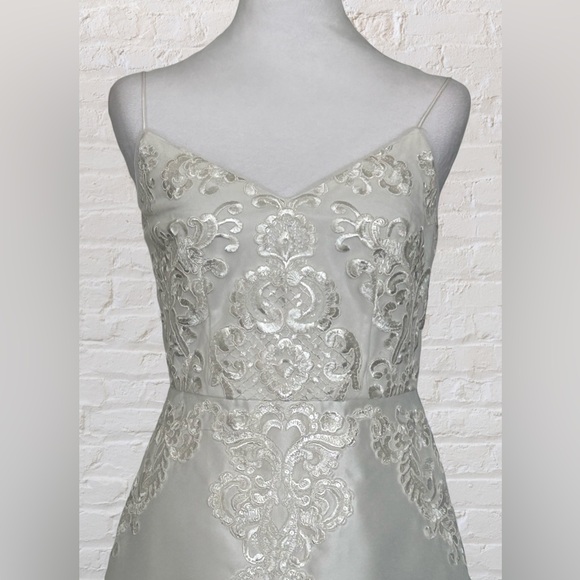 Adrianna Papell White Tea Length Wedding Gown lace applique Bodice Sz (4) 8 - Picture 2 of 8